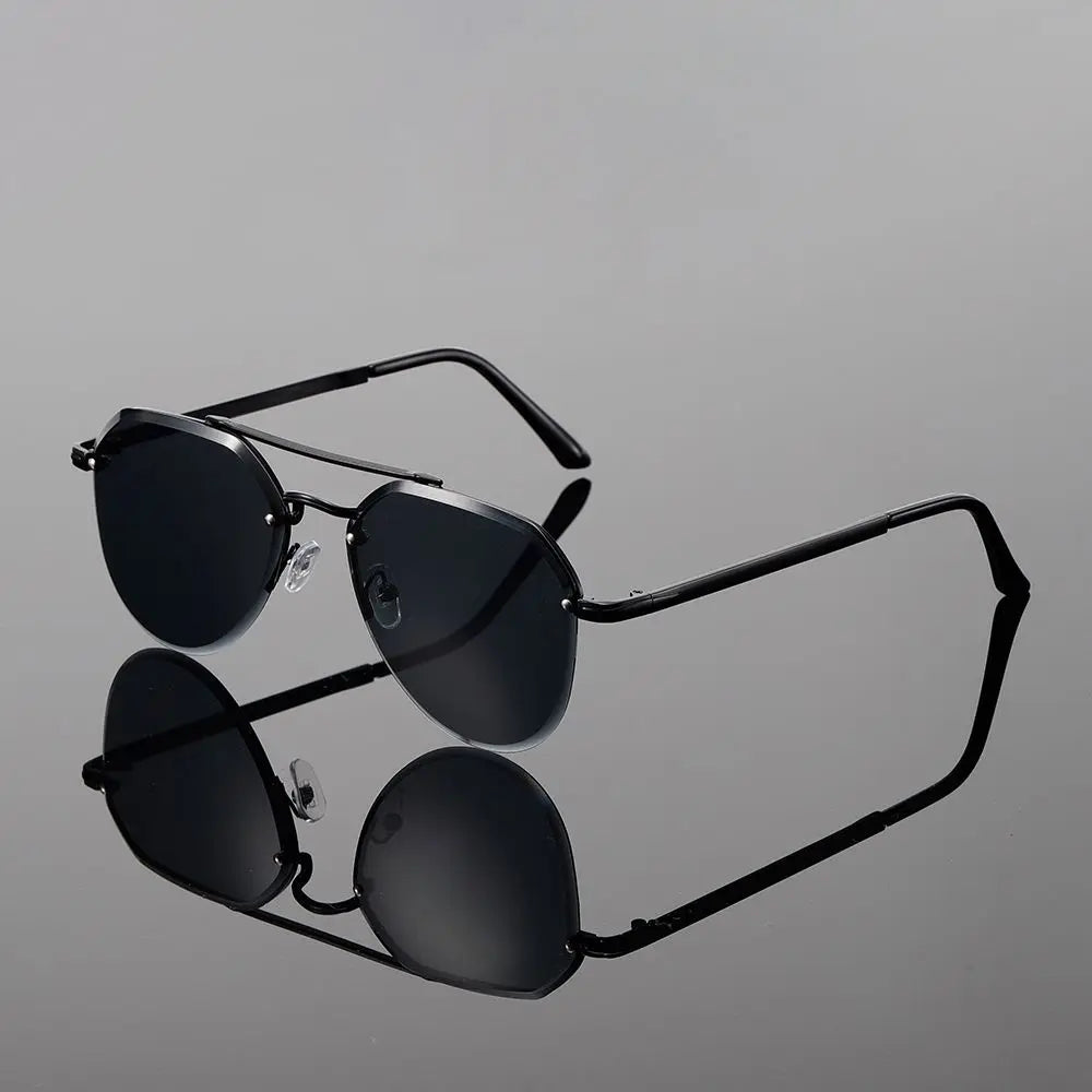 Leichte Arc-Sonnenbrille mit Aluminiumrahmen